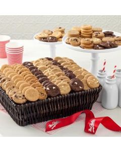 Mrs. Fields 216 Nibblers&reg; Basket [LMS9693]